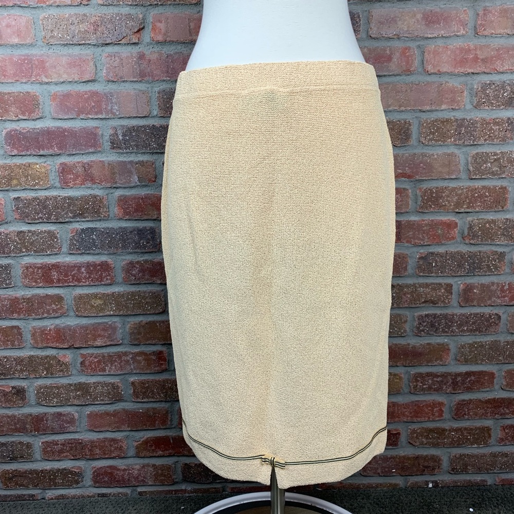 St. John Santana Knit Yellow Skirt, Sz 4 - Picture 4 of 8